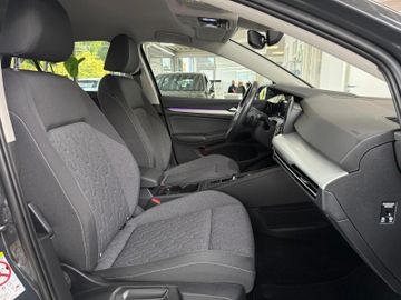 Volkswagen Golf - 11