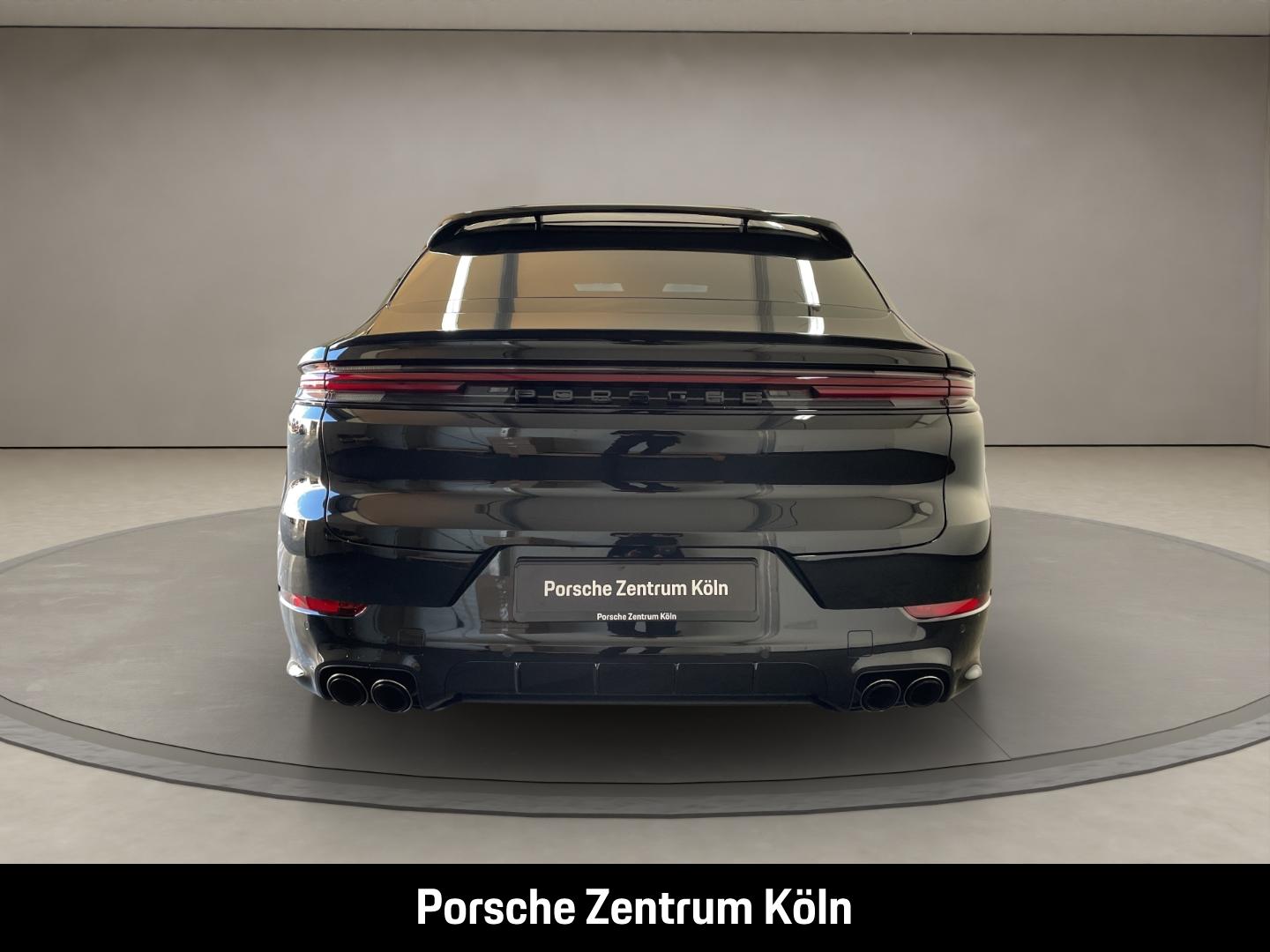 Porsche Cayenne E-Hybrid Coupe Black Edition InnoDrive
