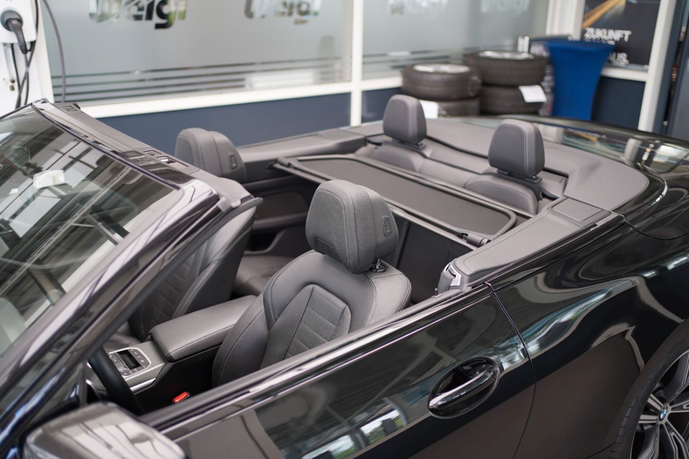 Fahrzeugabbildung BMW M440i xDrive ParkAssist.+HarmanKardon+Laserlicht