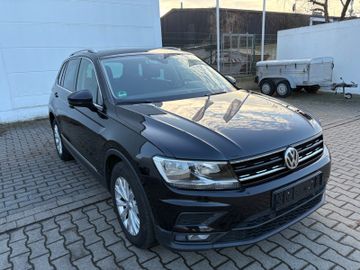 Volkswagen Tiguan - 6