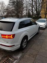 Audi Q7 3.0 TDI quattro tiptronic - - Audi Q7 von privat
