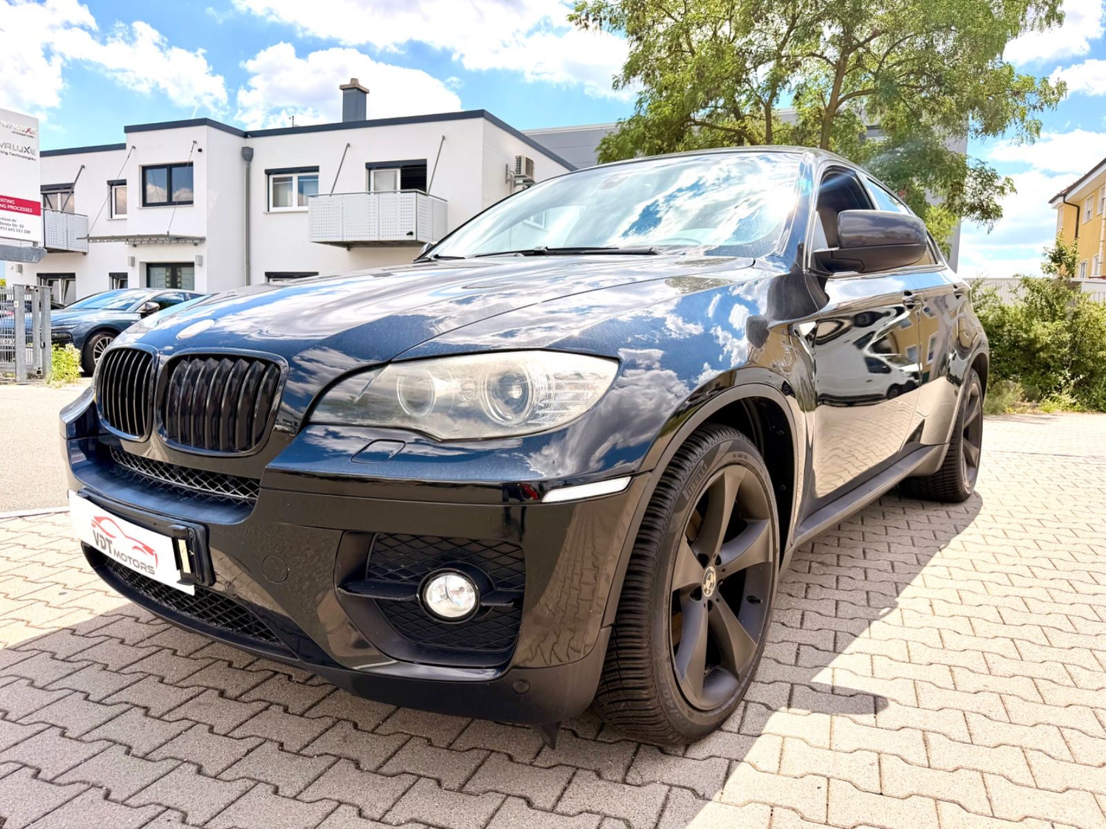 BMW BMW X6 X Drive 3.0d Xenon*Tempomat*Navi*PDC