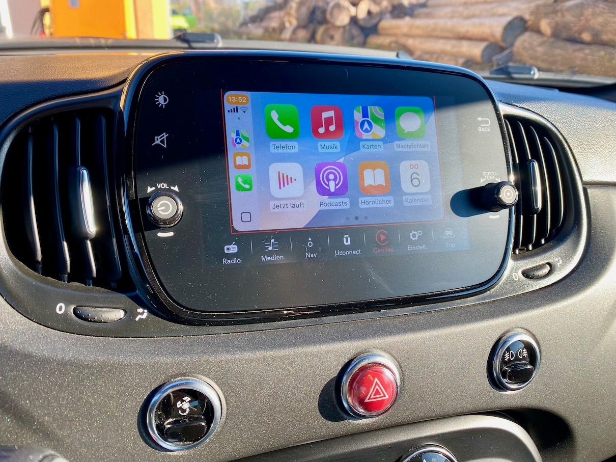 Fahrzeugabbildung Abarth 695 AAC NAVI BI-XENON BEATS MTA PAKET