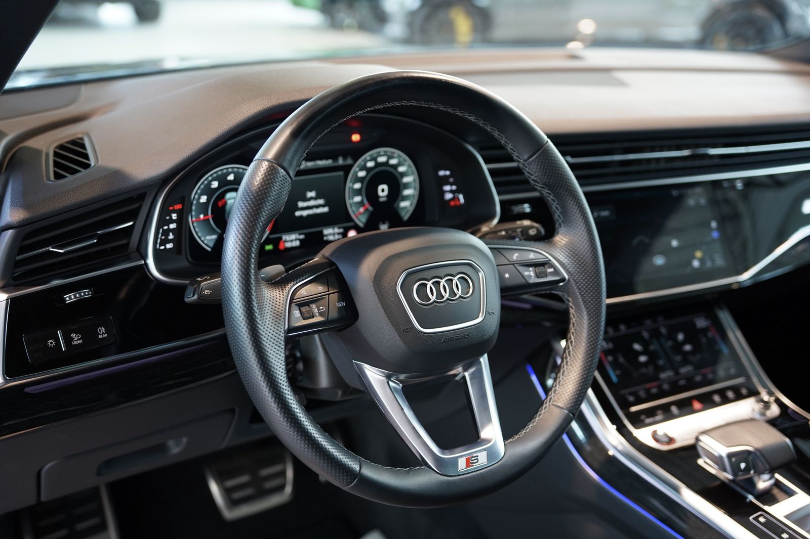 Audi Sq7