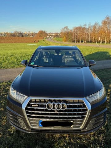 Audi Q7 Sline sehr gepflegt