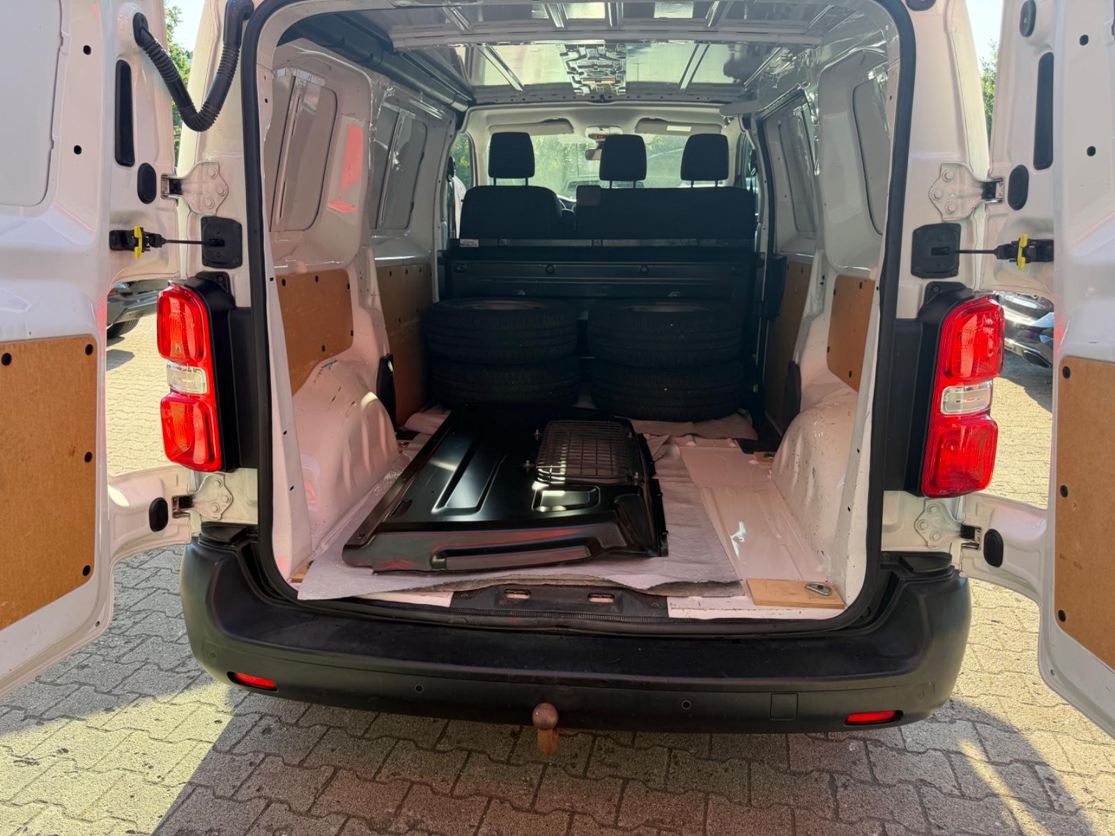 Peugeot Expert Kasten Premium L2*AHK*Transporter
