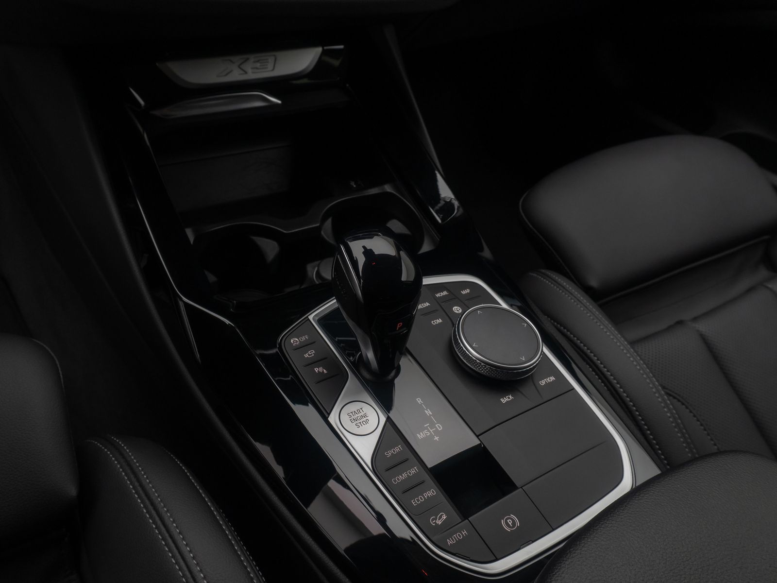 Fahrzeugabbildung BMW X3 xD20i 360°M Sport Leder DAB Sportsitz 19Zoll