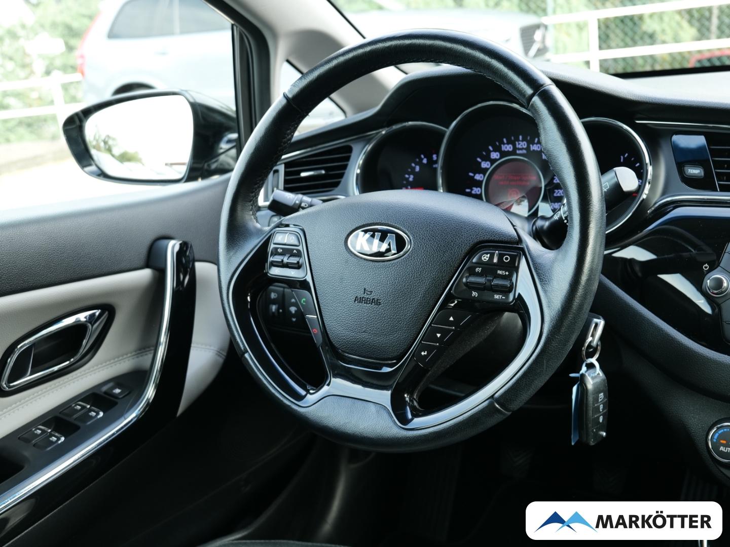 Kia Ceed 1.6 CRDi Sportswagon Spirit AHK/CAM/SHZ