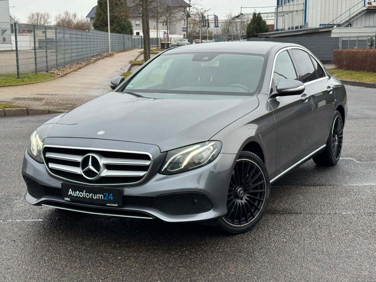 Mercedes-Benz E Limousine E 200 4Matic*Autom.*Navi*PDC*LED*