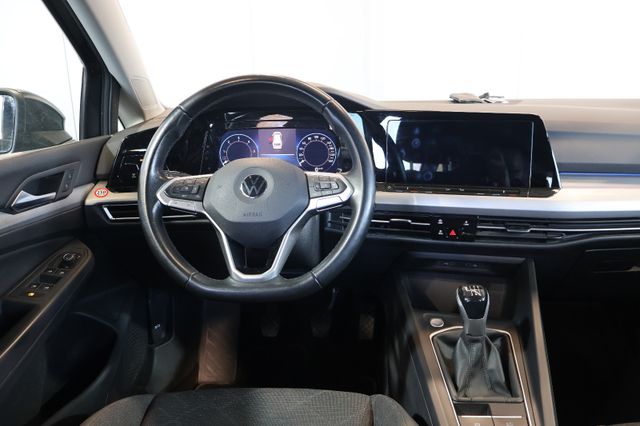 Volkswagen Golf VIII 2.0 TDI Life AID+ACC+CARPLAY+LED+ALU
