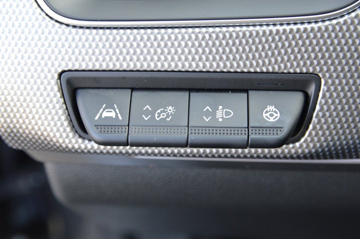 Fahrzeugabbildung Renault Arkana   Techno LED SHZ Navi Kamera