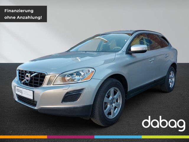 Fahrzeugansicht: Volvo XC60 AWD ZR neu Allwetter AHK SHZ PANO NAVI