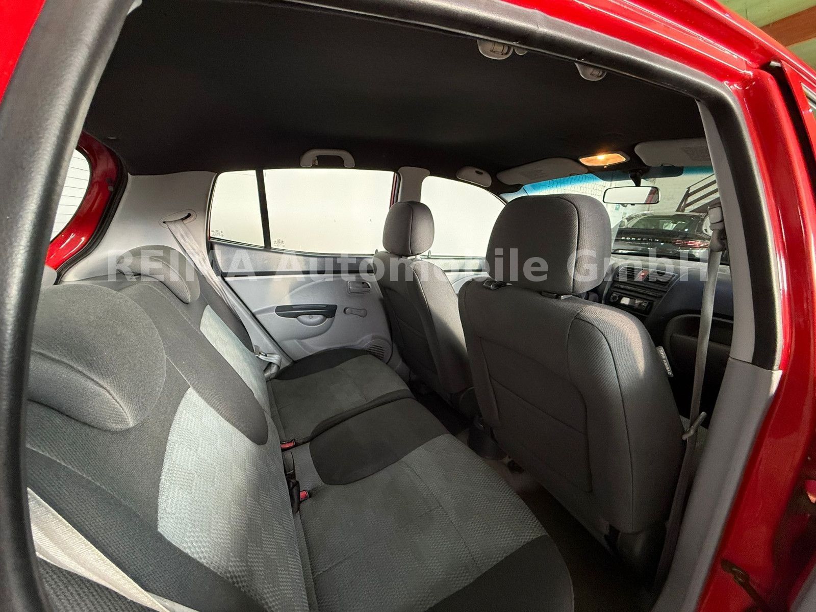 Fahrzeugabbildung Kia Picanto 1.1 LX, Zentral, Alufelgen