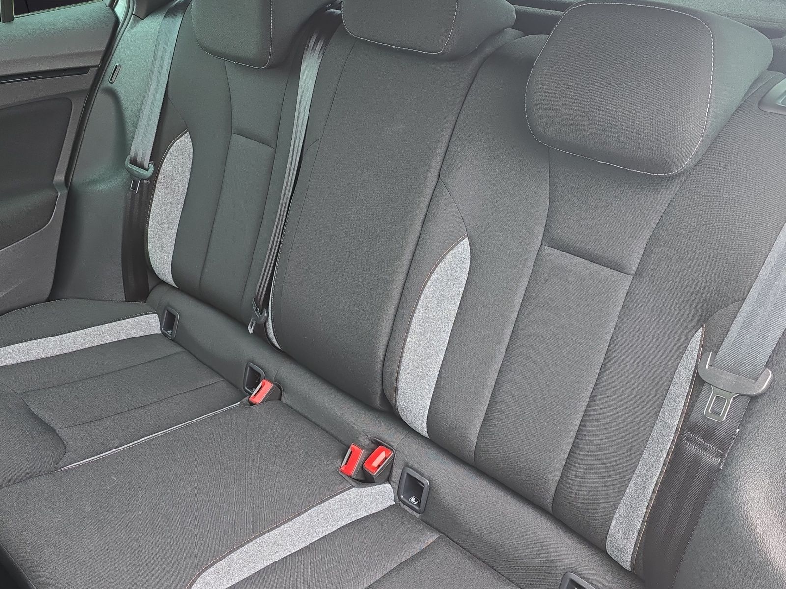 Fahrzeugabbildung SKODA Scala Drive 1.0 TSI DSG ACC  Matrix LED RFK Keyl
