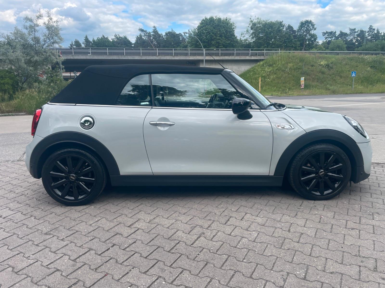 MINI Cooper S Cabrio 