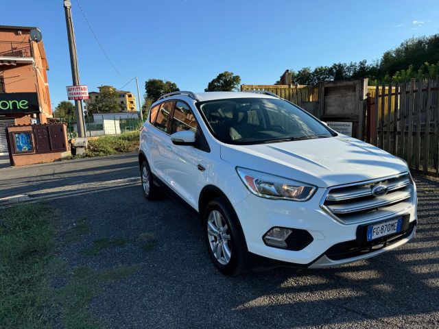 Ford Kuga 1.5 TDCI 120 CV S&S 2WD Plus