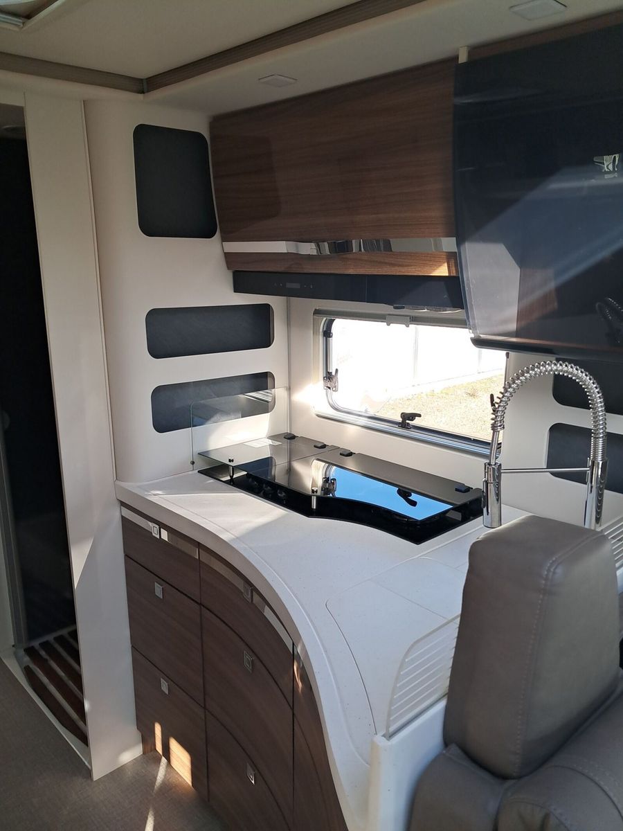 Fahrzeugabbildung Eura Mobil Integra 890 QB SAT,2xTV,2xSolar,Klimaanlage,RK