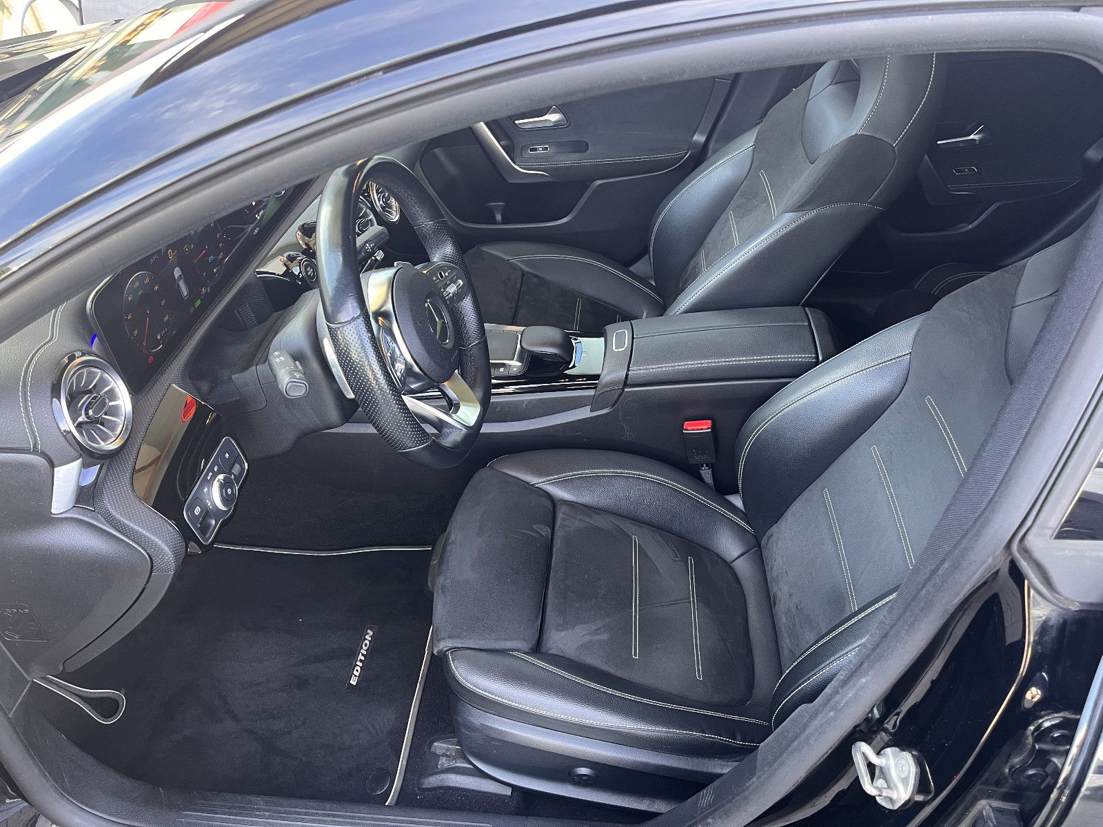 Fahrzeugabbildung Mercedes-Benz CLA Shooting Brake CLA 250 e AMG-Line