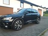 Volkswagen Tiguan 2.0 TSI OPF 140kW DSG 4MOTION Highlin... - Volkswagen Tiguan: 140