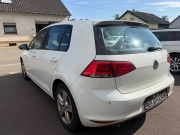 Volkswagen Golf - 9