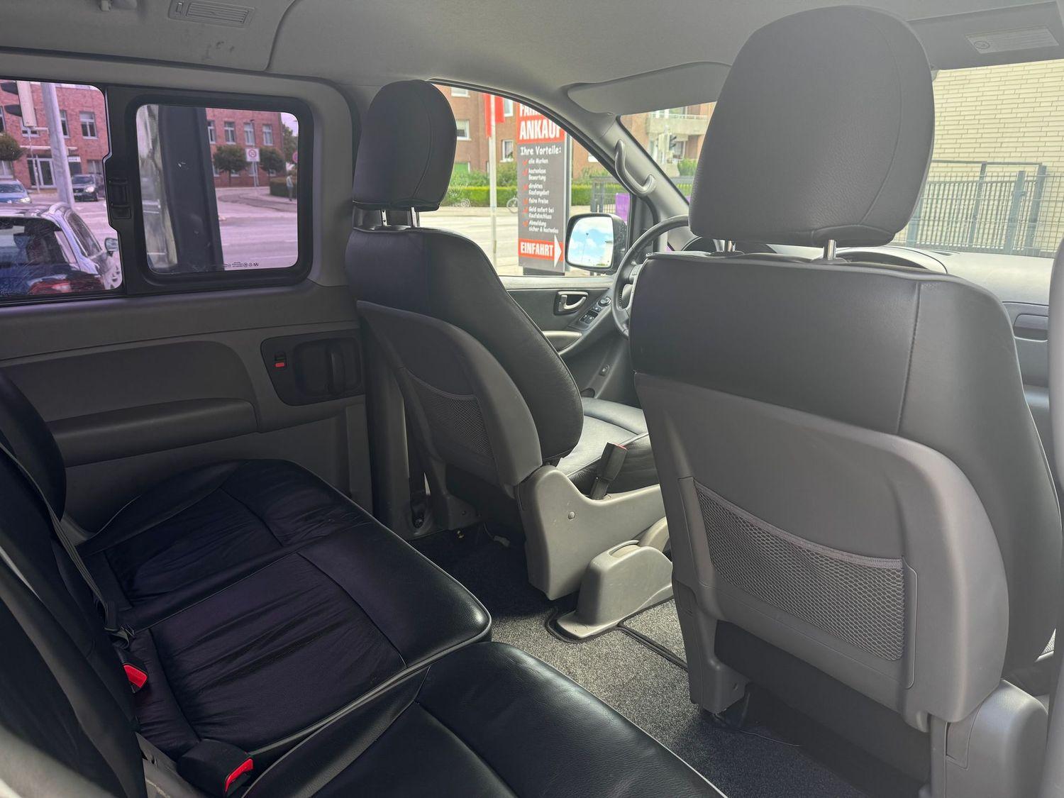 Hyundai H-1 Travel Comfort Leder SHZ AHK Standh. 8Sitze