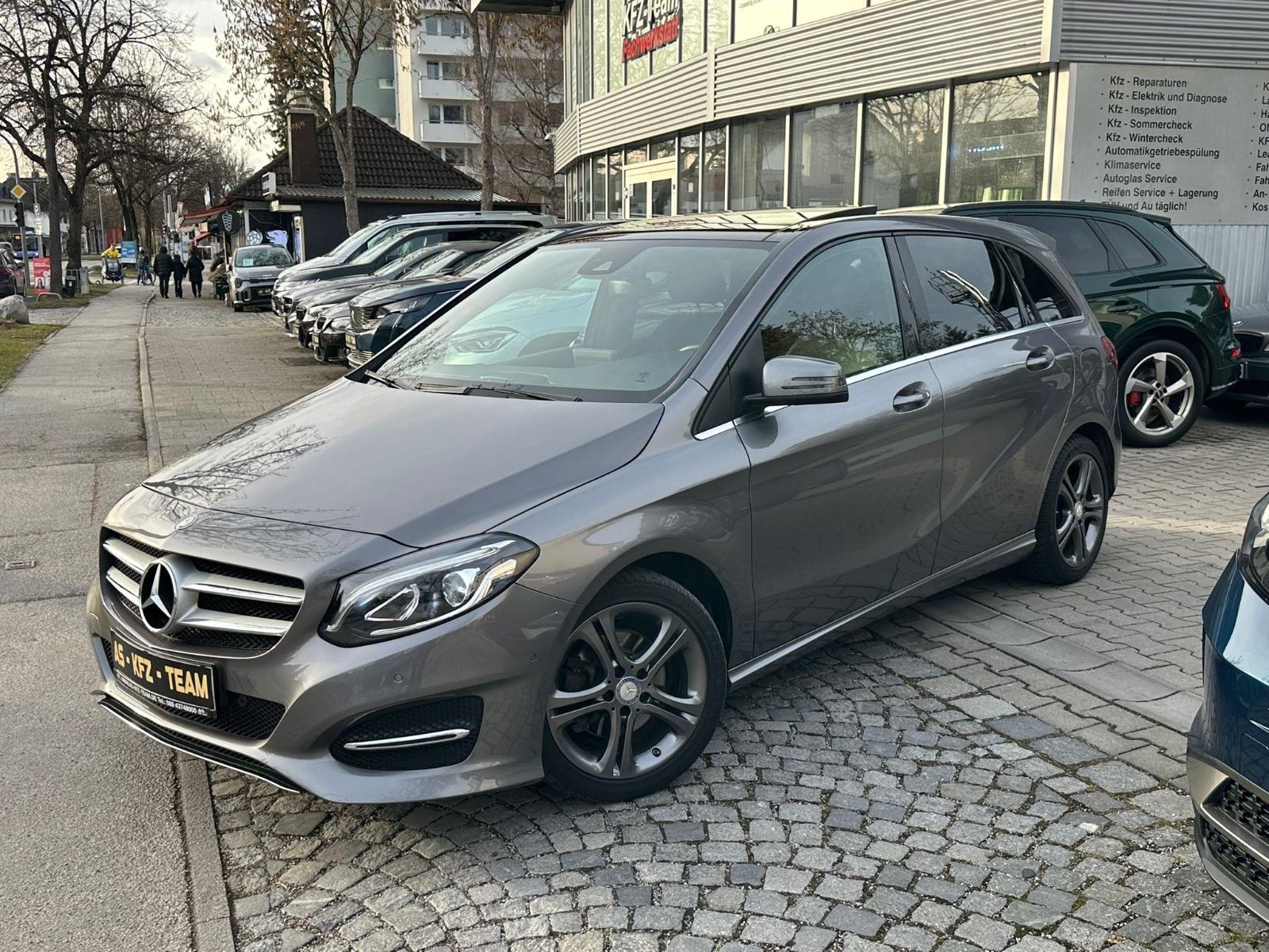 Mercedes-Benz B 220 CDI 4Matic Leder Navi Pano Led Shz Pdc Ahk