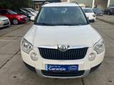 Skoda Yeti Ambition, Panoramadach, 1 Hand - Skoda Yeti mit Benzin-Antrieb: Automatik