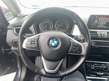 BMW 218 - 8