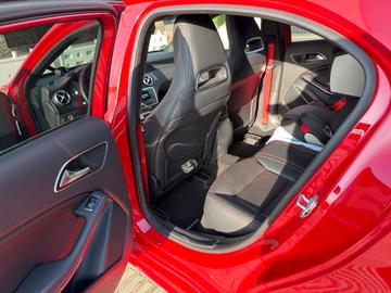 صورة 8 لـ 2014 Mercedes-BENZ A 220