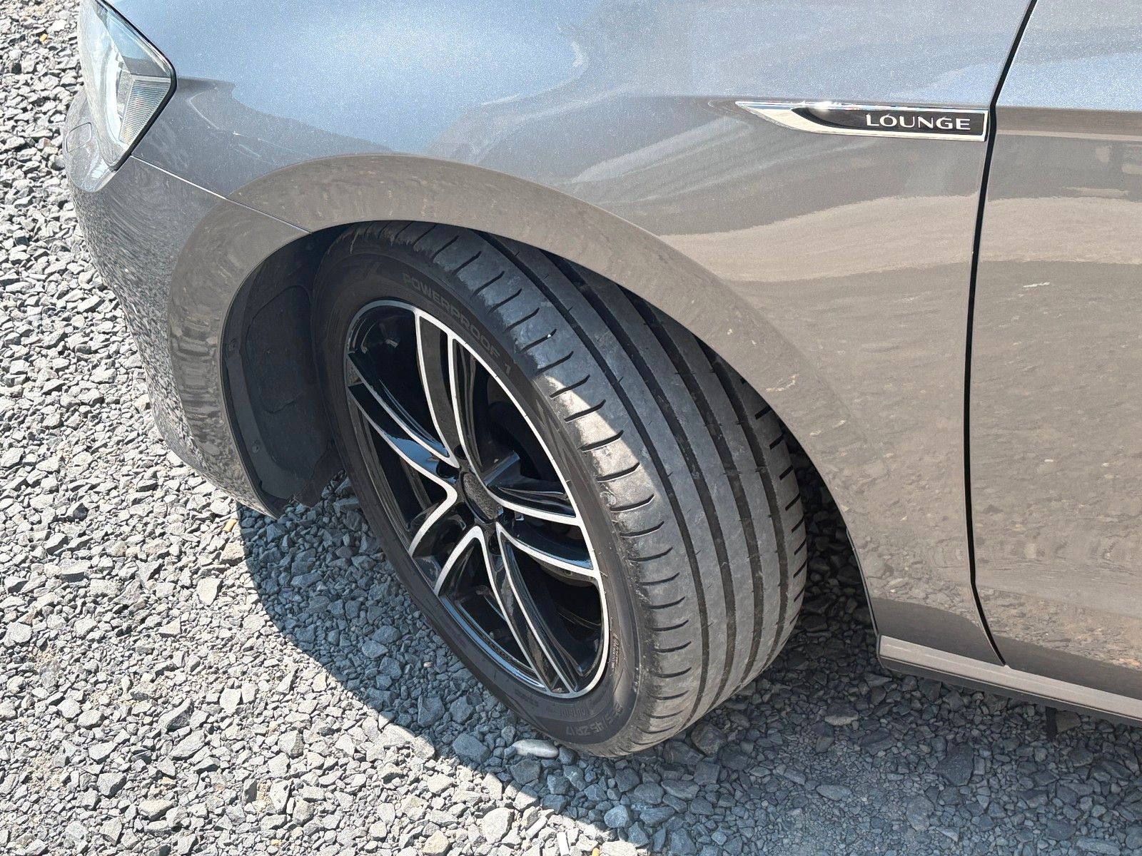 Fahrzeugabbildung Volkswagen Golf Sportsvan 2.0 TDI VII Lounge Xenon AHK ACC