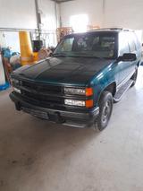Chevrolet Tahoe 5.7l V8 Flowmaster Tüv Neu 12/27 - Chevrolet Gebrauchtwagen von 1999