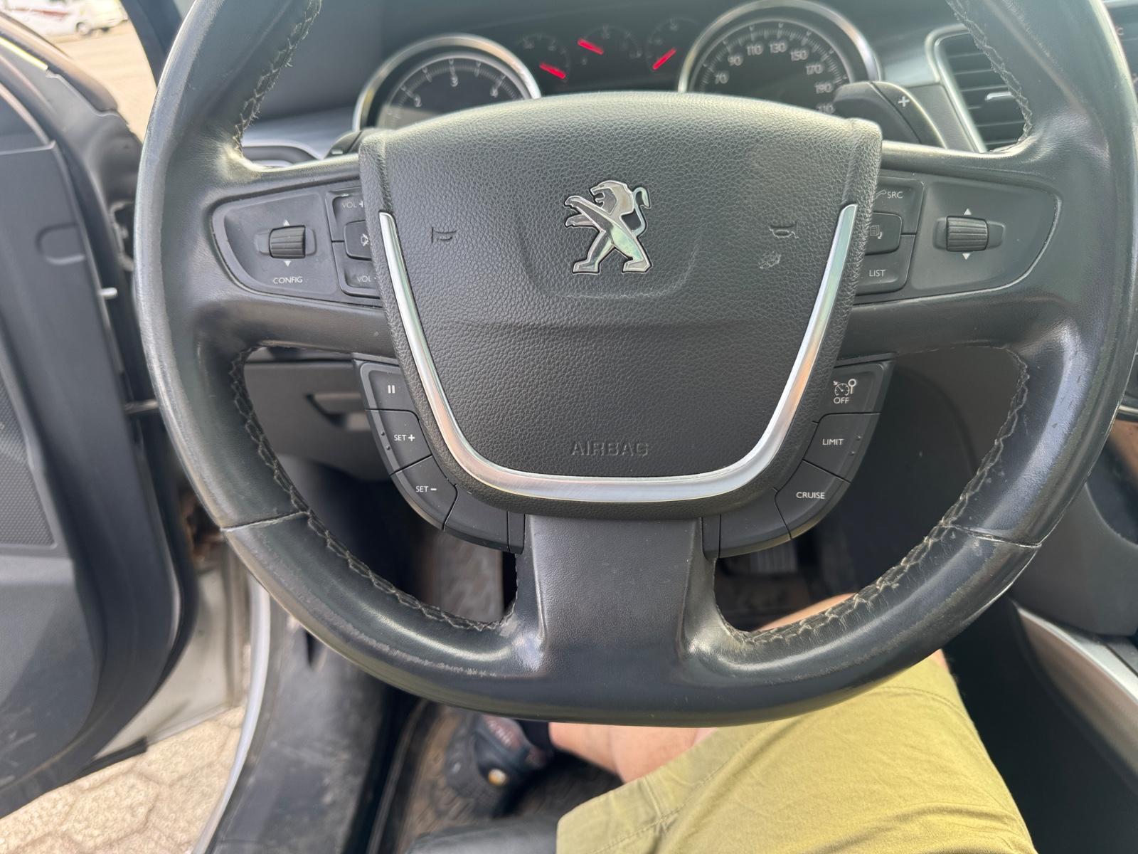 Peugeot 508 2011 — photo 22