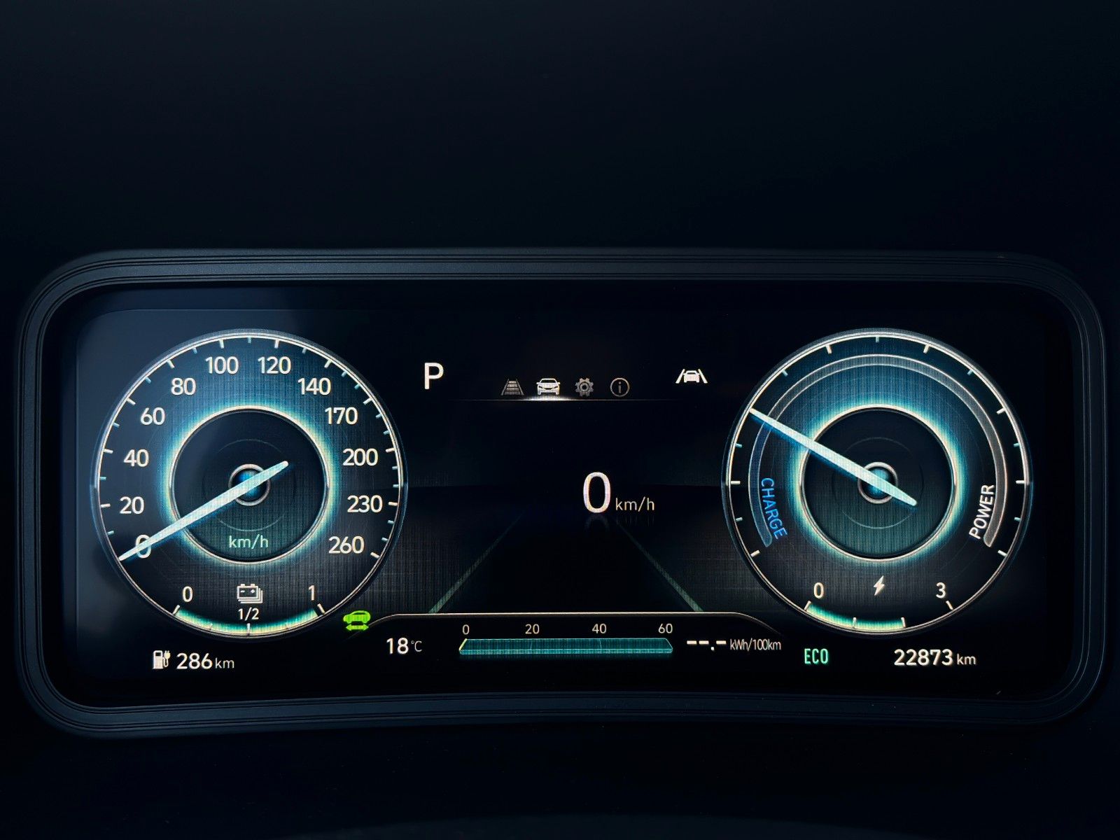 Fahrzeugabbildung Hyundai KONA E Select SHZ LHZ LKA LFA ACC CarPlay Navi