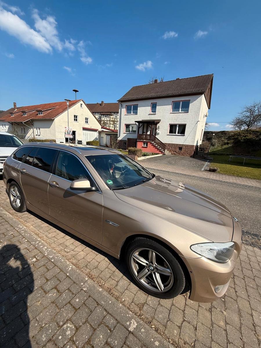 BMW 530d xDrive Touring -