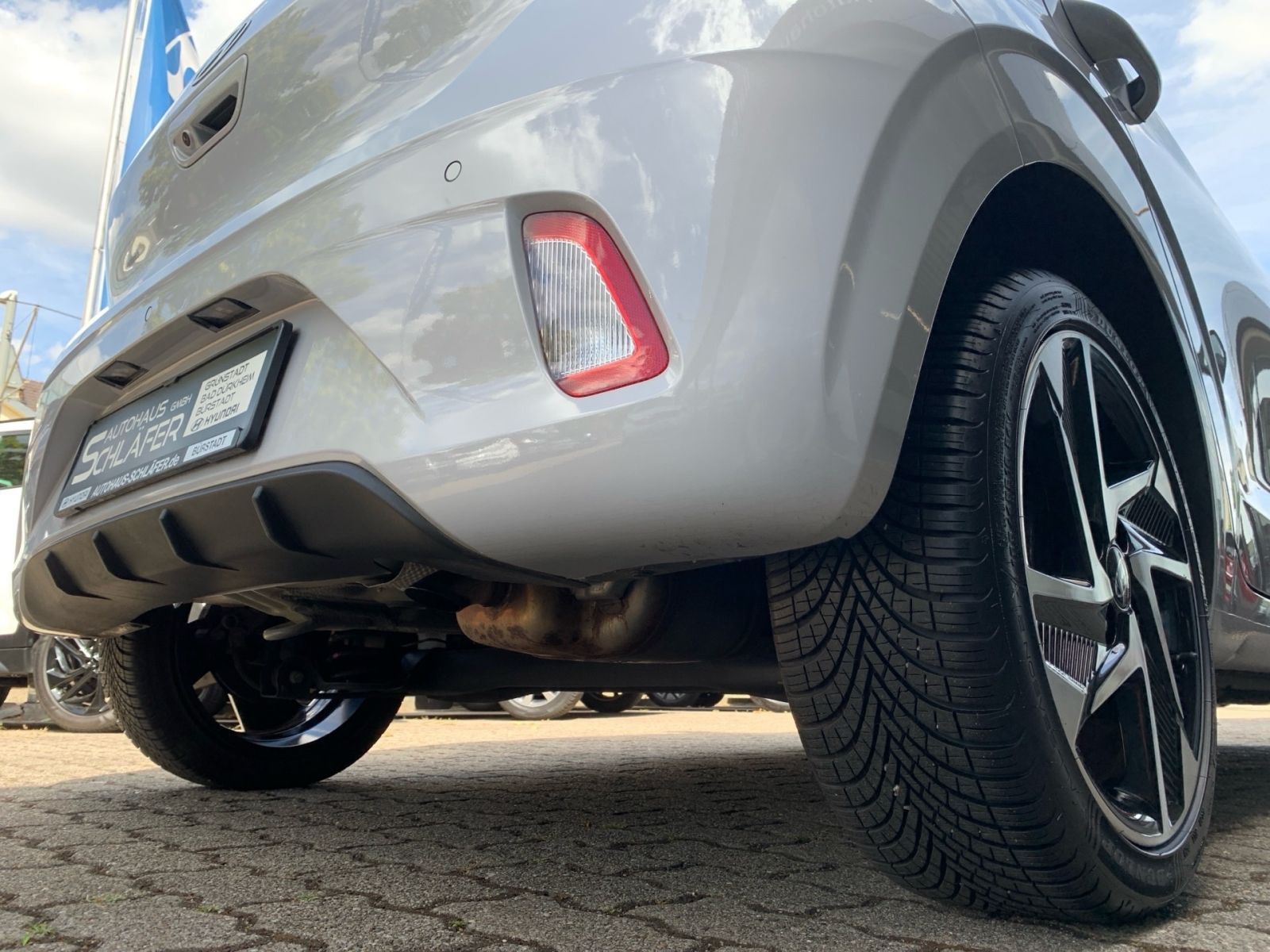 Fahrzeugabbildung Hyundai i10 1.2 Prime Navi Allwetter