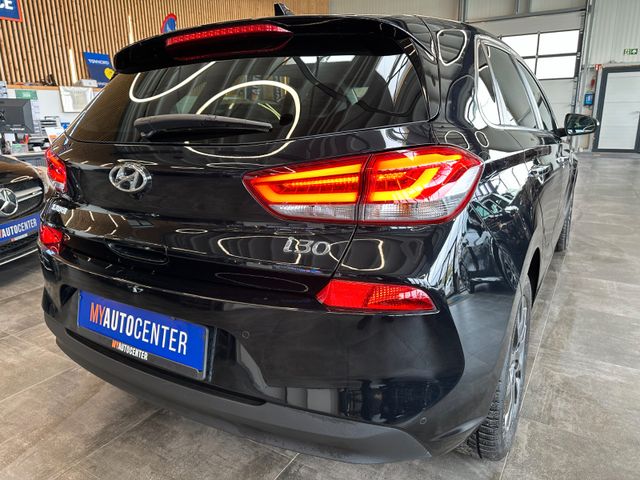 Hyundai i30 Premium *LED*Navi*Spurhalteass*