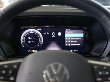 Volkswagen Caddy eHybrid DSG LED AGR NAVI AHK 5J GARANTIE