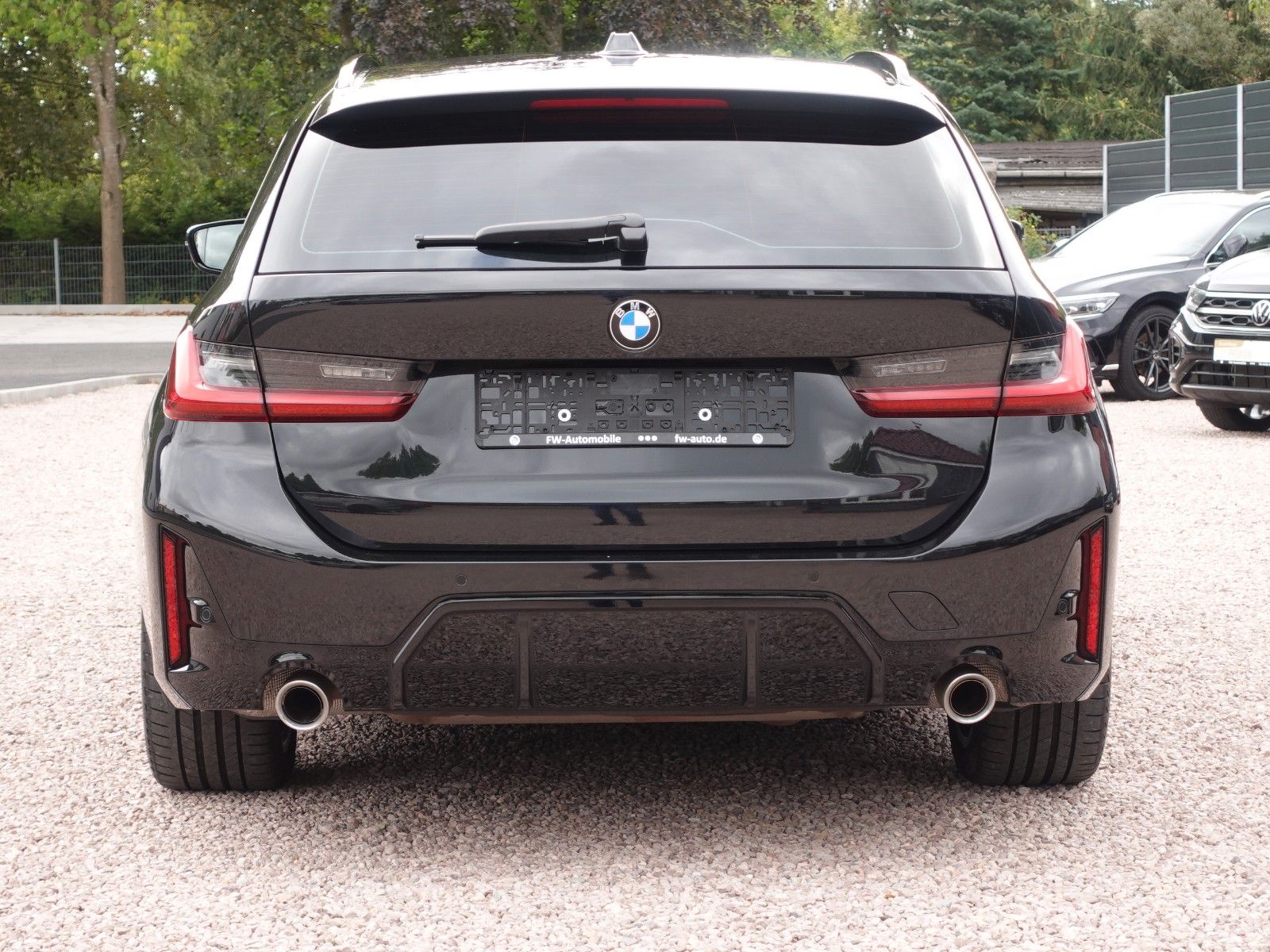 Fahrzeugabbildung BMW 318i Touring Aut. M Sportpaket Comf./Entert./HiF