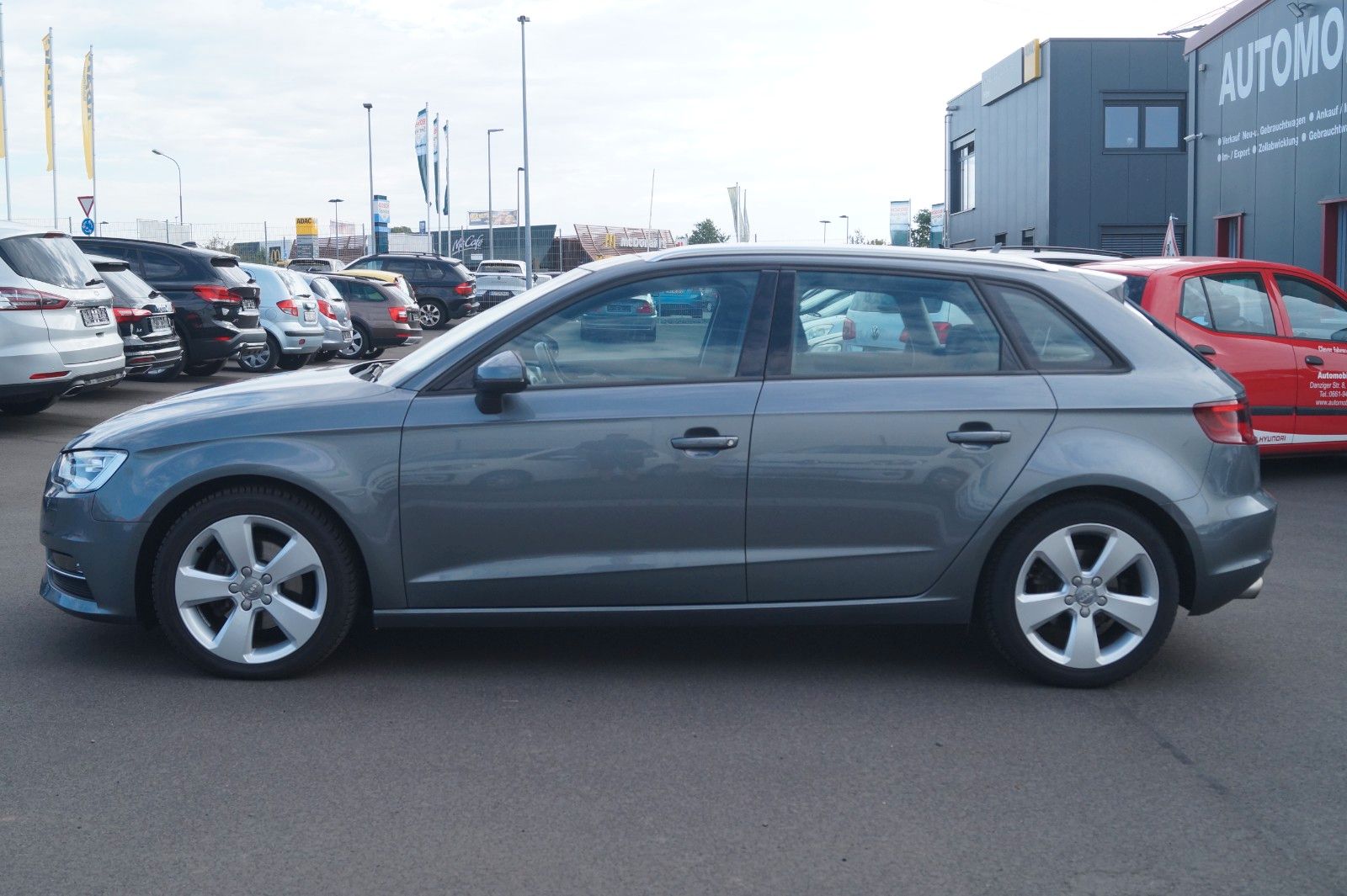 Fahrzeugabbildung Audi A3 Sportback ambition *TÜV & Inspektion neu