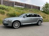 Audi A6 Allroad 3.0TDI (DPF) quattro tiptronic - - Audi A6 Allroad aus 2010