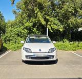 Renault Laguna Dynamique dCi 150 FAP Dynamique - weiße Renault Laguna