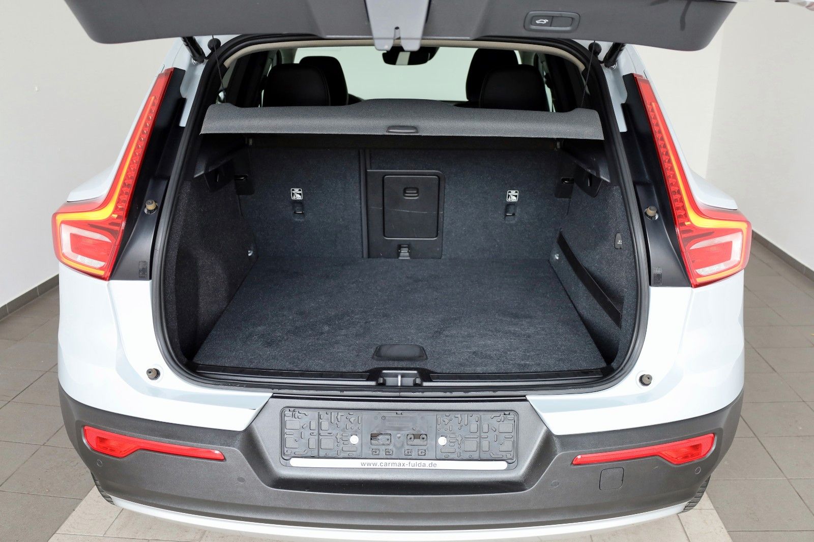 Fahrzeugabbildung Volvo XC40 Inscription Recharge TLeder,Navi,LED,SH,PDC