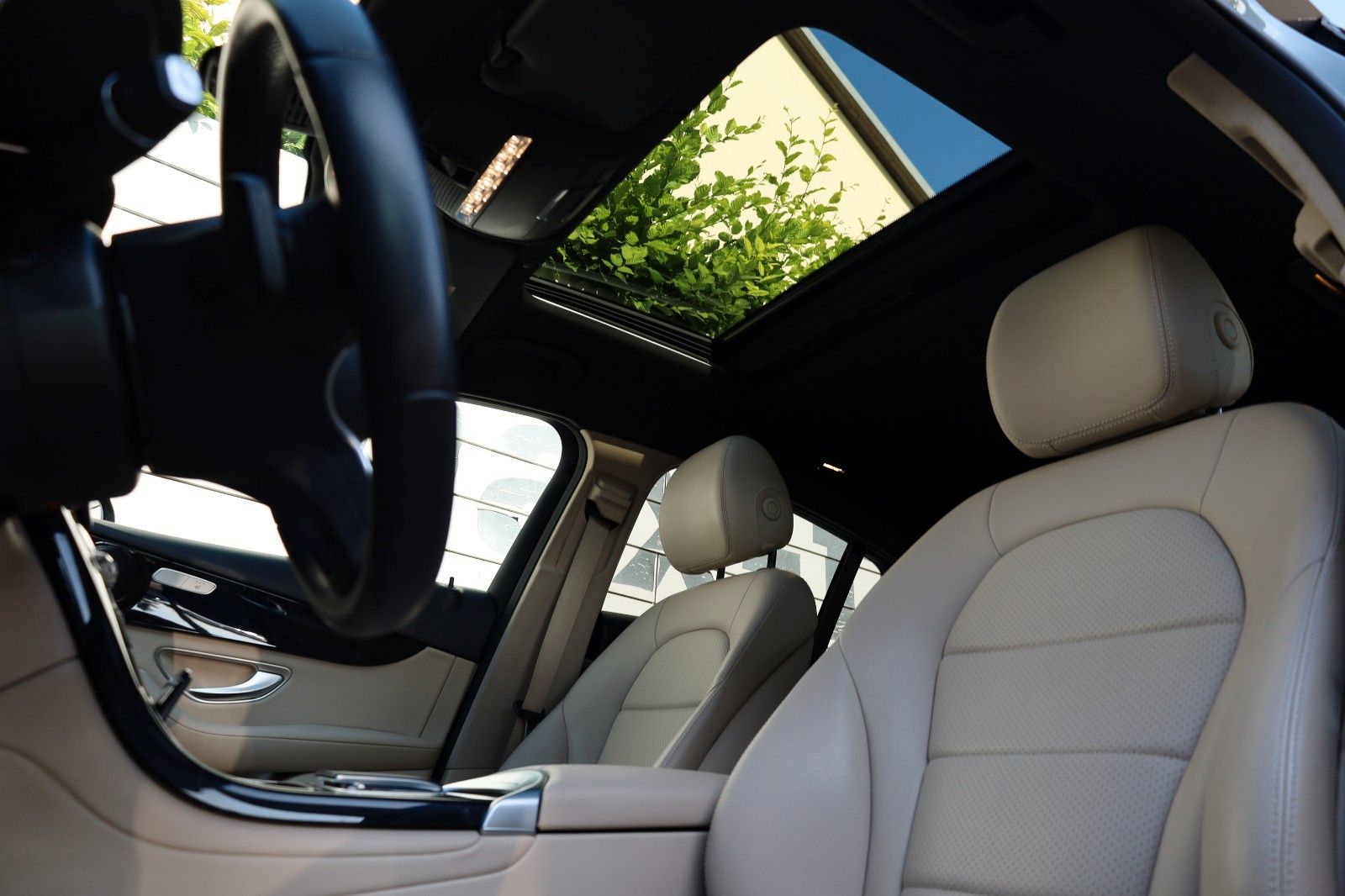 Fahrzeugabbildung Mercedes-Benz GLC 200d Coupè,Leder,Navi,LED,SH,Kamera,SD
