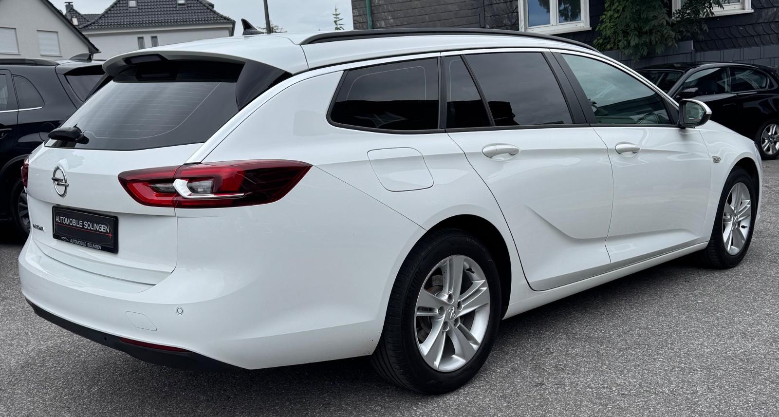 Opel Insignia B ST Business Edition AUT+SHZ+BT+RK+AHK