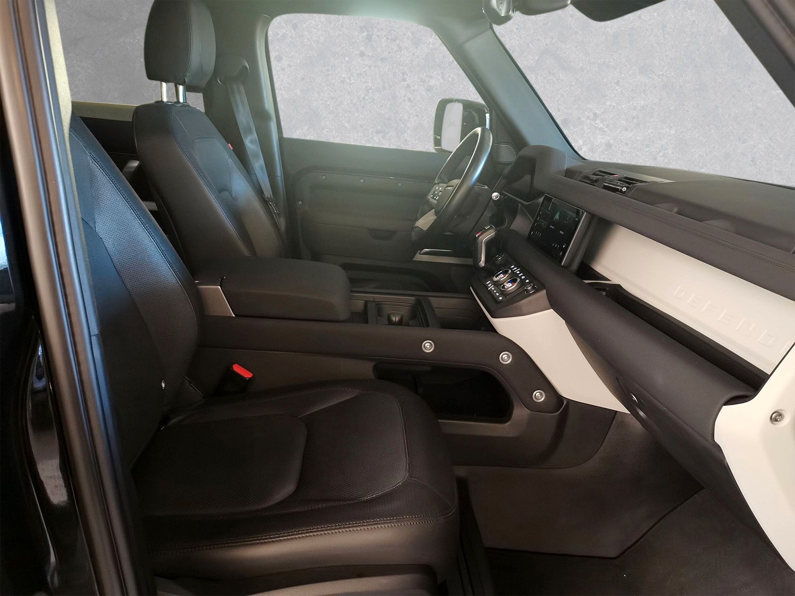 Land Rover Defender 110 D200 X-Dynamic SE imagem 3