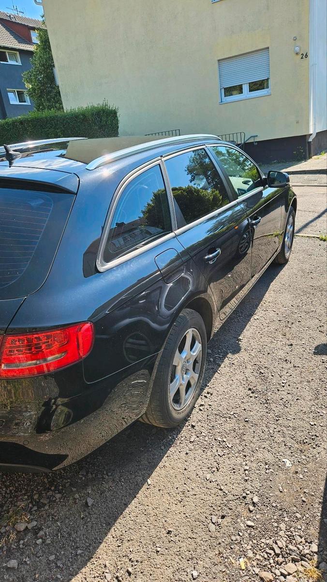 Audi A4 2010 — двигун 143 HP (105kW)