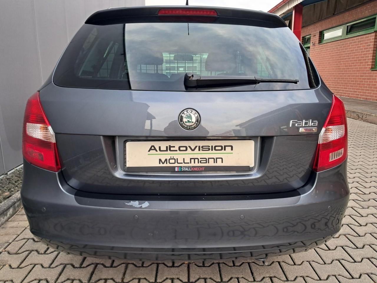 Skoda Fabia 2010 — photo 6