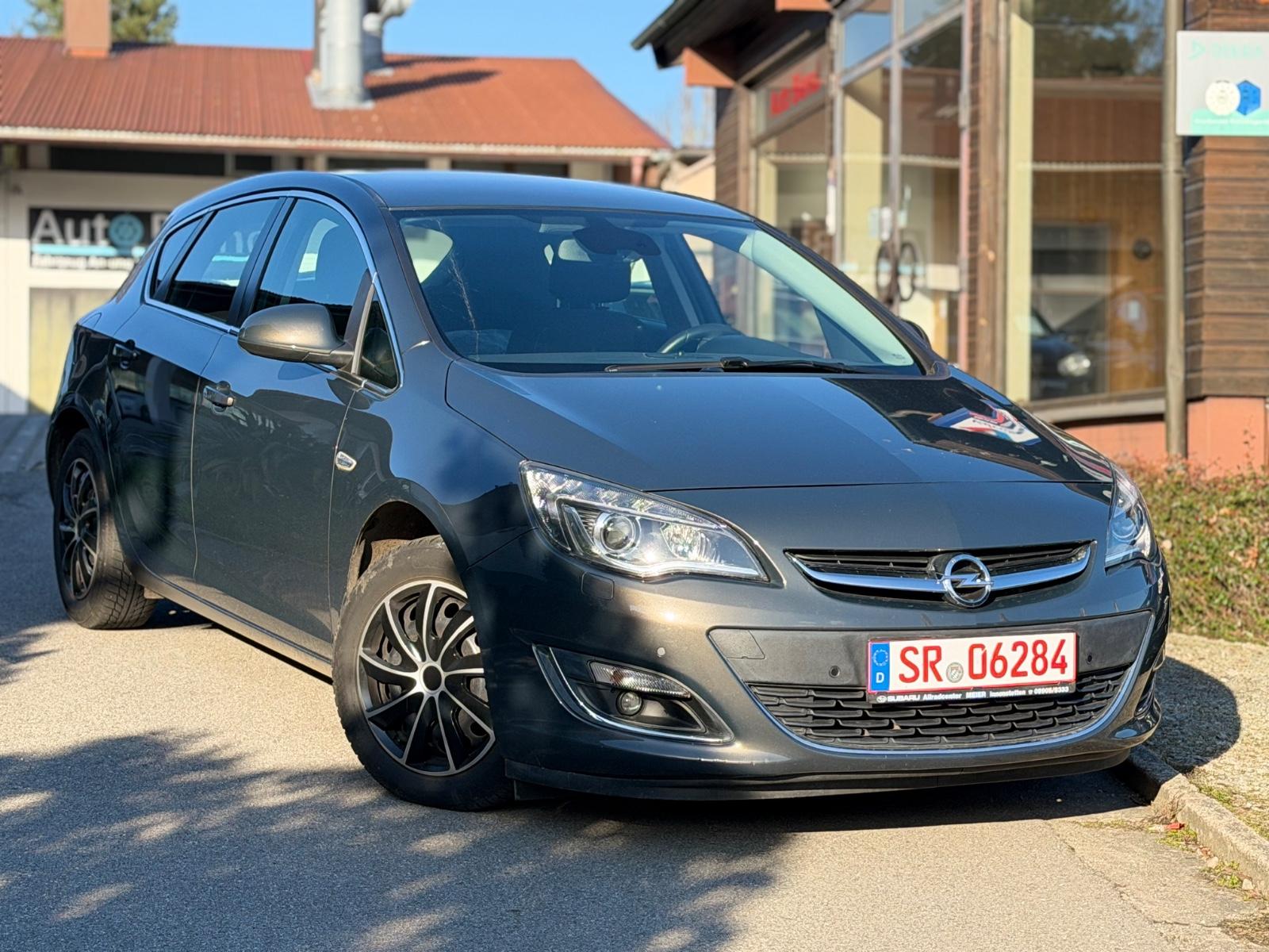 Opel Astra J Lim. 5-trg. Exklusiv 2. Hand Navi Xenon