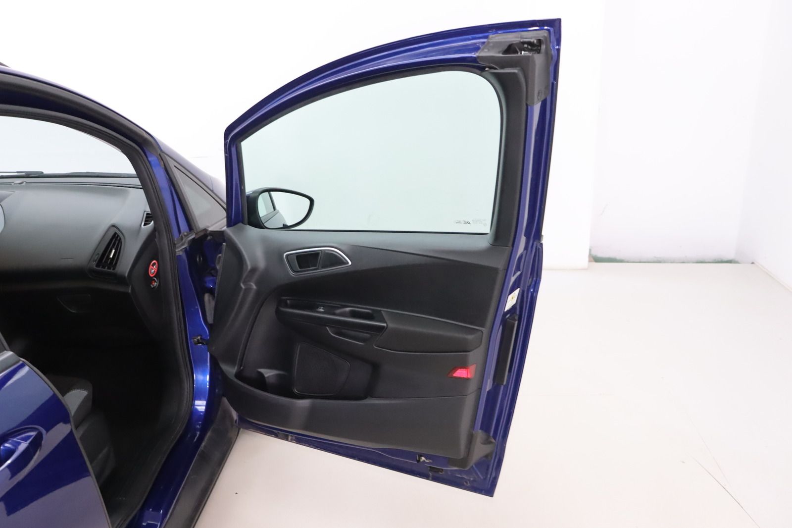 Fahrzeugabbildung Ford B-Max SYNC Edition * Navi * SHZ * PDC