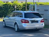 Mercedes-Benz E 220 E T-Modell CDI BlueEfficiency Avantgarde - Mercedes-Benz E 220: Cdi T Modell